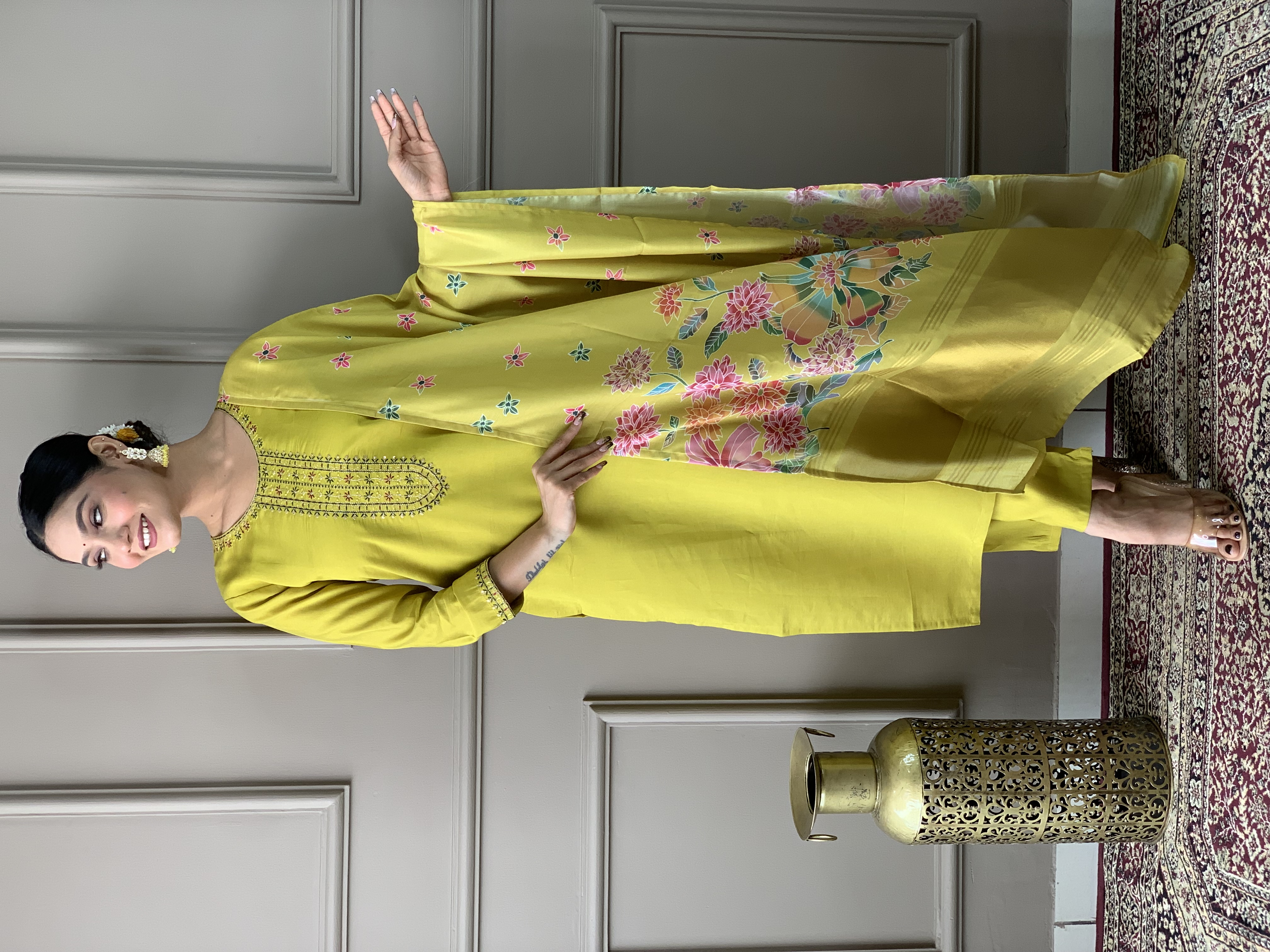 Lime Green Plain Kurta & Pants Set With Dupatta