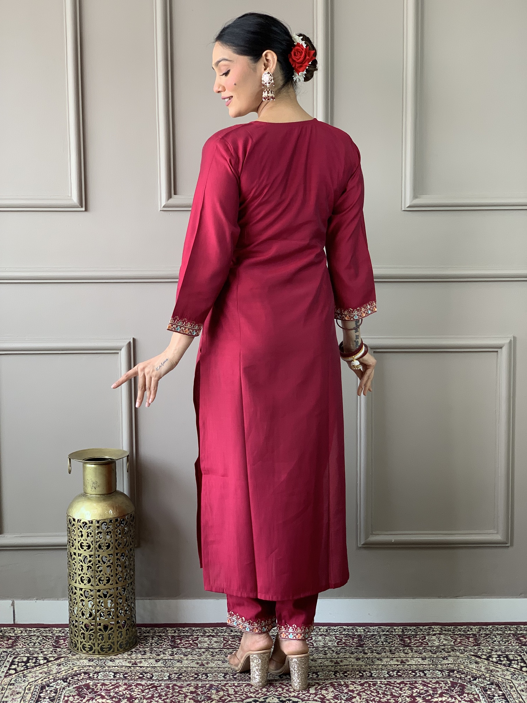 Women Classy Pink Ethnic Design Kurta with Trousers & Dupatta