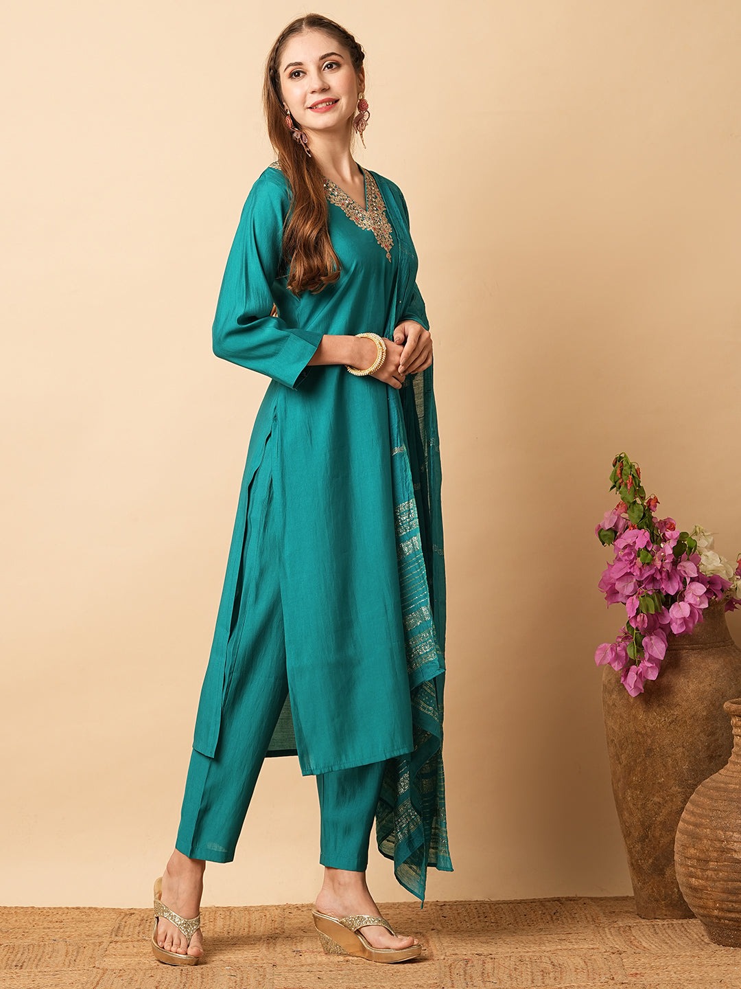 Green Color Women Viscose Chanderi Silk Kurti Pant With Dupatta