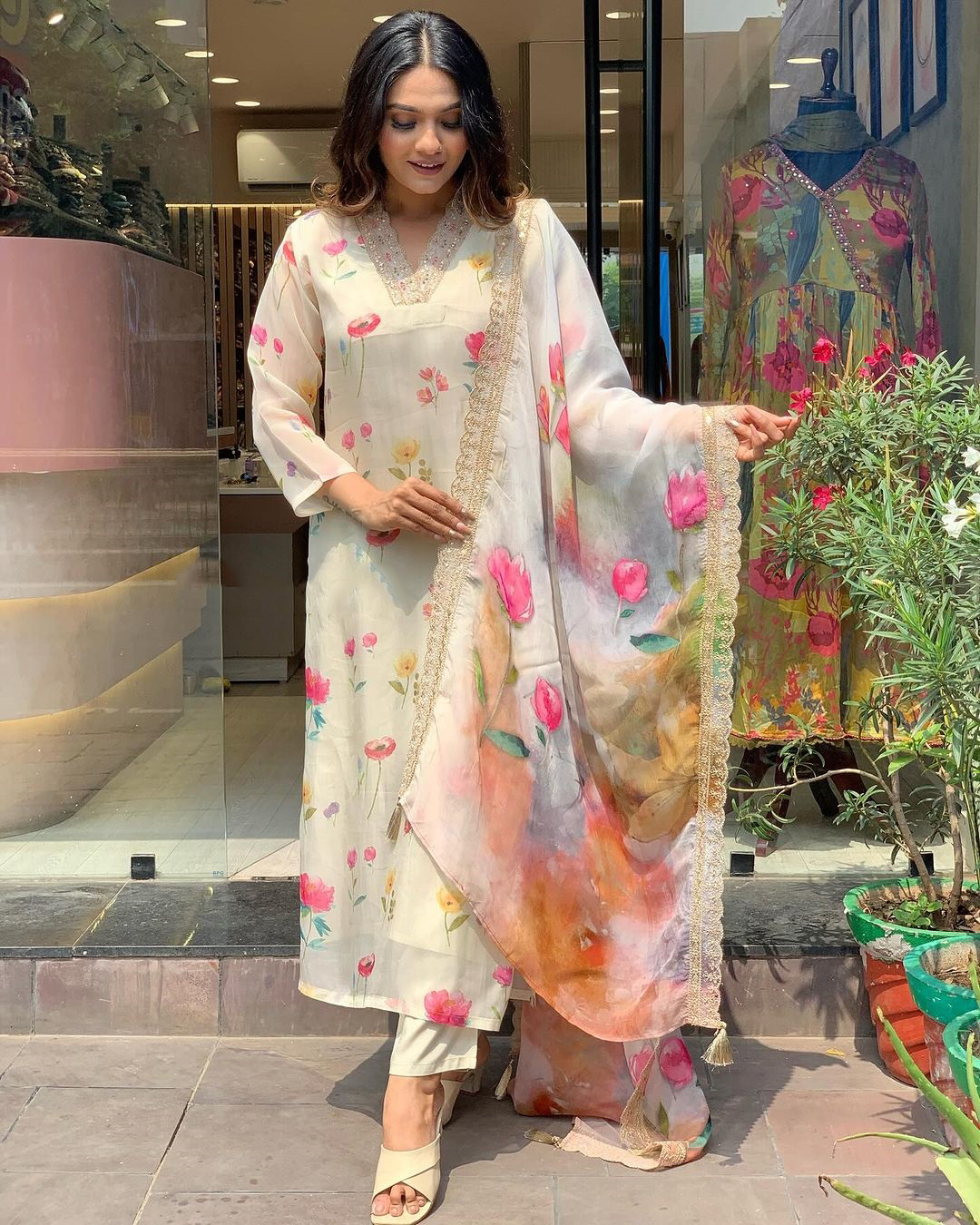 Off White Floral Printed Women Embroidery Straight Kurta Set with Dupatta